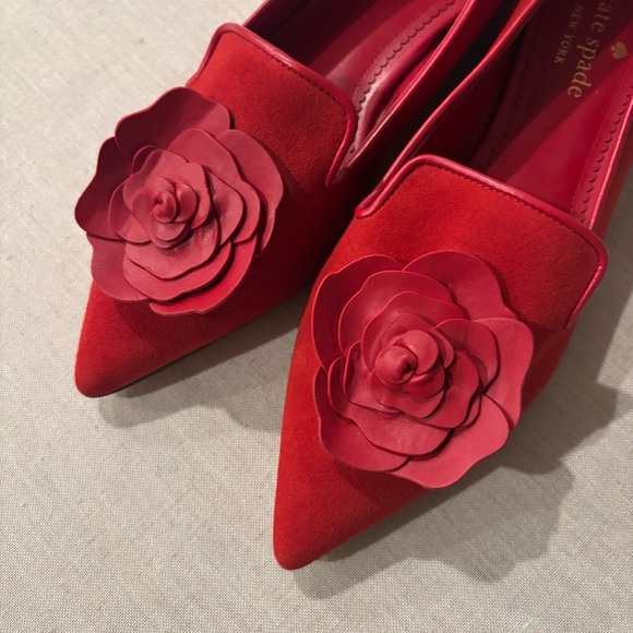 New Kate Spade Red Rose Suede Flats 7.5 | Floral Pointed Toe Loafers - Picture 2 of 6